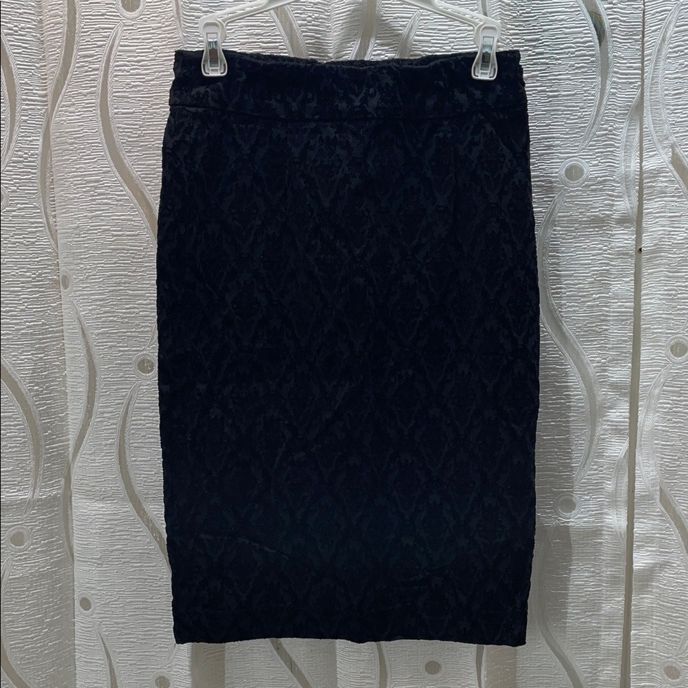 SUZY SHIER Black Textured Jacquard Pencil Skirt Size S P‎